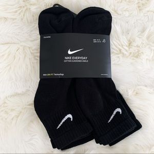 6 Pairs Nike Socks Size 10-13 women Black Dri Fit